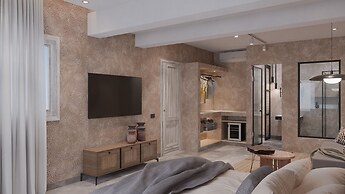 F Fine Suites- Adults Only