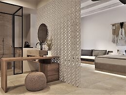 F Fine Suites- Adults Only