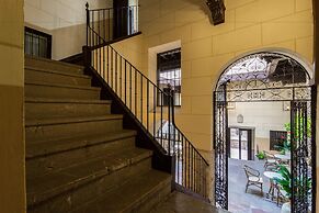 Palacio Mariana Pineda Hotel