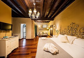 Palacio Mariana Pineda Hotel