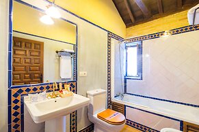 Palacio Mariana Pineda Hotel