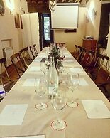 Palacio Mariana Pineda Hotel