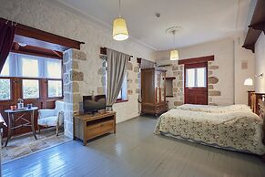 Alacati Zeytin Konak Hotel