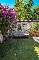 Alacati Zeytin Konak Hotel
