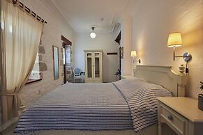 Alacati Zeytin Konak Hotel