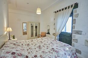 Alacati Zeytin Konak Hotel