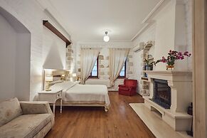 Alacati Zeytin Konak Hotel