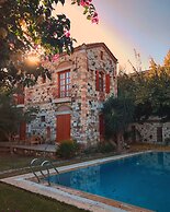 Alacati Zeytin Konak Hotel