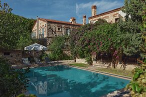 Alacati Zeytin Konak Hotel