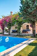 Alacati Zeytin Konak Hotel