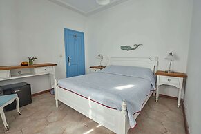 Alacati Zeytin Konak Hotel