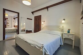 Alacati Zeytin Konak Hotel