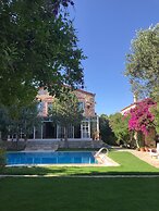 Alacati Zeytin Konak Hotel