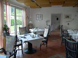Hotel Sarbacher