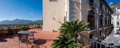 Dimora del Prete di Belmonte - Bed & Breakfast