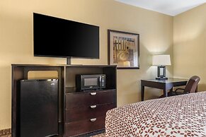 Best Western Bastrop Pines Inn