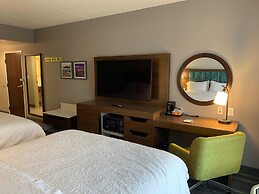 Hampton Inn & Suites Syracuse Dewitt