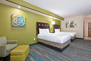 La Quinta Inn & Suites by Wyndham Dallas Grand Prairie South