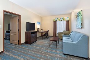 La Quinta Inn & Suites by Wyndham Dallas Grand Prairie South