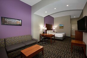 La Quinta Inn & Suites by Wyndham Tupelo
