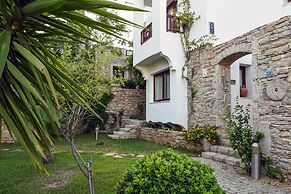 Marphe Hotel Suite & Villas