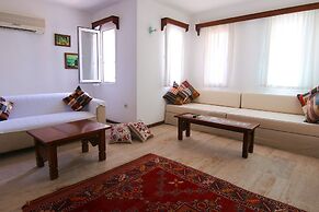 Marphe Hotel Suite & Villas