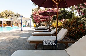 Marphe Hotel Suite & Villas