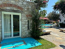 Marphe Hotel Suite & Villas