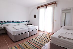 Marphe Hotel Suite & Villas