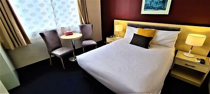 Brunswick Tower Hotel