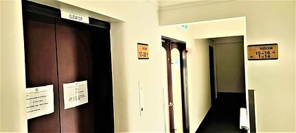 Brunswick Tower Hotel