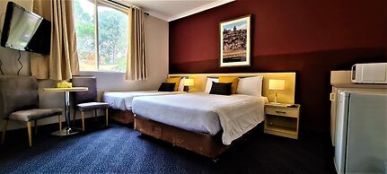 Brunswick Tower Hotel