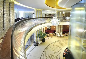 Hotel Alpine Palace