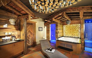 Hotel Alpine Palace