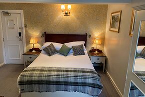 The Millstone, Mellor
