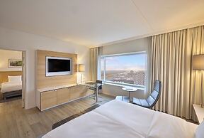 Crowne Plaza Copenhagen Towers by IHG