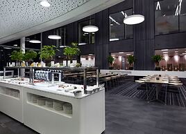 Crowne Plaza Copenhagen Towers by IHG