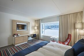 Crowne Plaza Copenhagen Towers by IHG