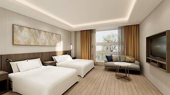 Charis Hotel