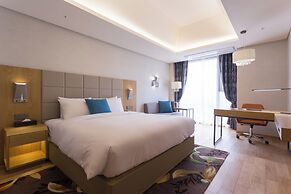 Charis Hotel