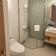 Charis Hotel