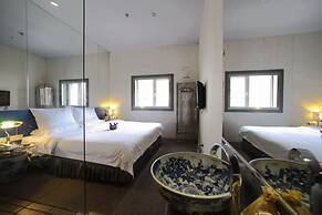 China Community Art Habitat Hotel