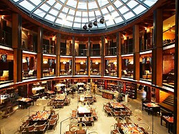 China Community Art Habitat Hotel