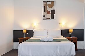 Maraboon Motor Inn