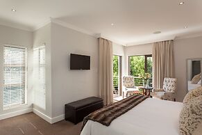 Super Tubes Guesthouse