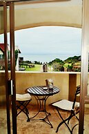 Super Tubes Guesthouse