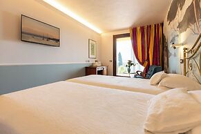 Villa Madrina Lovely and Dynamic Hotel