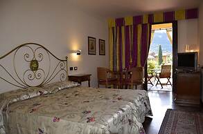 Villa Madrina Lovely and Dynamic Hotel