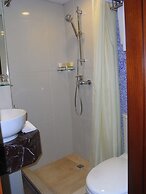 Oriental Lander Hotel