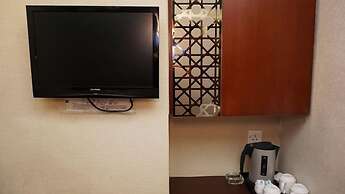 Oriental Lander Hotel